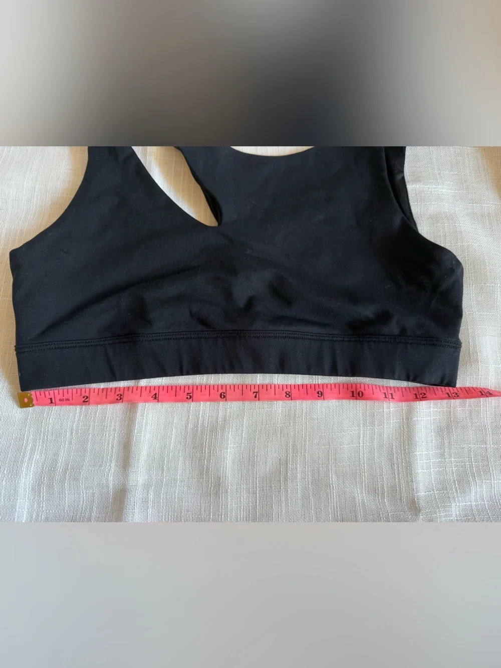 Alo Yoga 'Peak' Cutout Crop Top Sports Bra Black Asymmetrical Size Medium